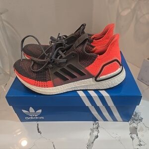 Adidas UltraBoost 19 Hi Res Coral Men's Size 9.5 Pre-owned No Box